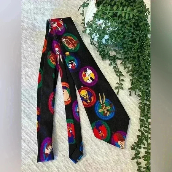 Vintage 90’s Looney Tunes Dress Tie - Picture 1 of 3